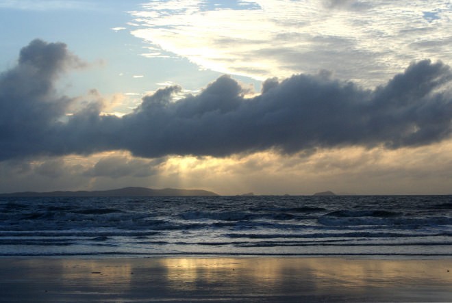 Beach reflections © Sail-World.com /AUS http://www.sail-world.com
